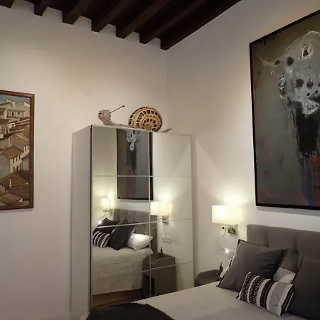 The Loft Chinitas Apartment
